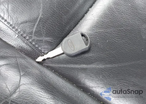 2005 Ford Mustang V6 Deluxe/V6 Premium from USA, damaged, VIN 1ZVFT80N655144994